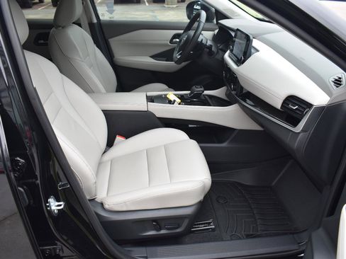 Used 2023 Nissan Rogue SL w/ SL Premium Package FWD image 70