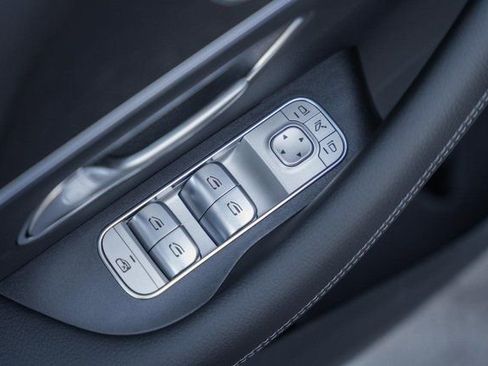 New 2026 Mercedes-Benz GLS 450 4MATIC image 43