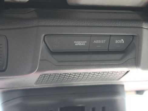 Used 2024 Jeep Wrangler Willys image 12