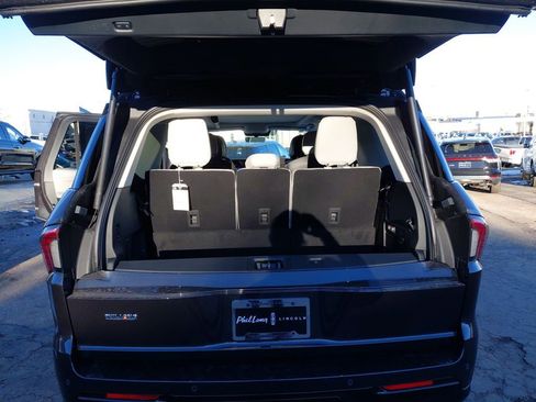 New 2025 Lincoln Navigator Reserve image 43
