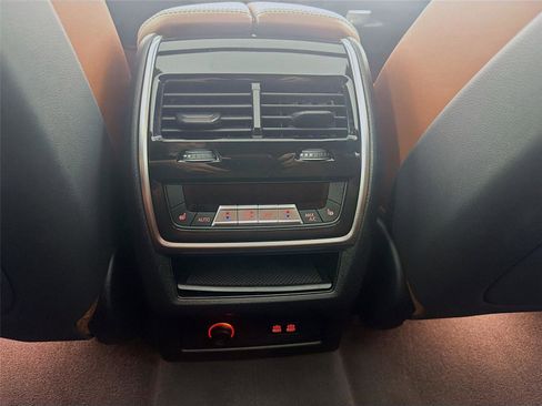 Used 2025 BMW X5 xDrive50e image 19