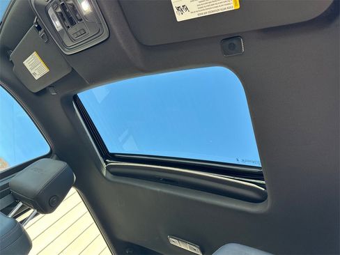 Used 2025 GMC Sierra 1500 AT4 w/ AT4 Premium Package image 33