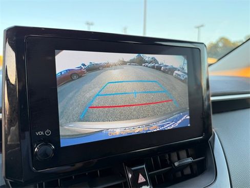 Used 2023 Toyota Corolla LE image 13