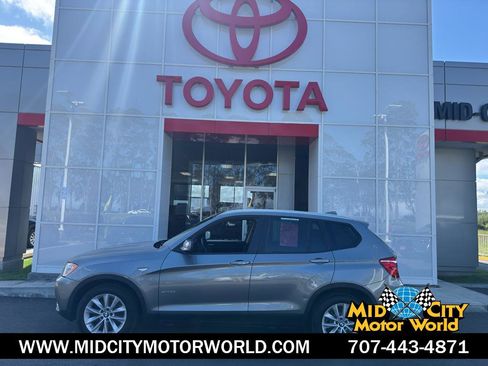 Used 2013 BMW X3 xDrive28i AWD/4WD image 1