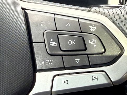 Used 2023 Volkswagen Atlas Cross Sport SEL Premium R-Line AWD/4WD image 21