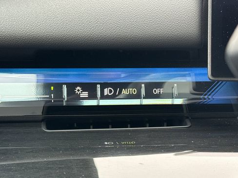 Certified 2024 BMW i5 M60 w/ Premium Package image 35