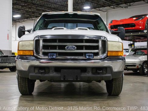 Used 2000 Ford F350 XLT image 12