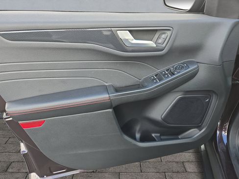 Certified 2023 Ford Escape ST-Line w/ Tech Pack #1 image 10