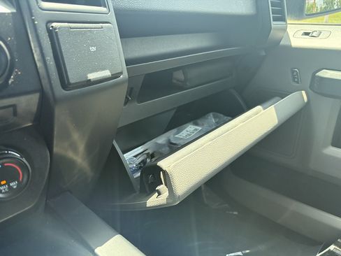 Used 2018 Ford F150 XL w/ Equipment Group 101A Mid AWD/4WD image 35
