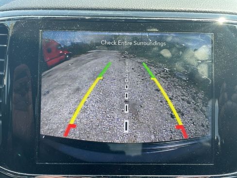 Used 2020 Jeep Grand Cherokee Altitude image 22