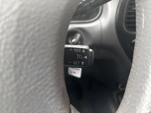 Used 2006 Toyota Sequoia SR5 image 22