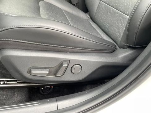 Used 2023 Kia Niro FWD image 10