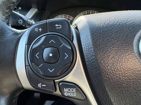 Used 2014 Toyota Camry SE FWD image 38