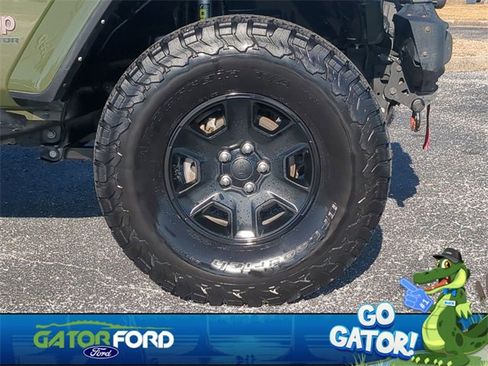 Used 2021 Jeep Gladiator Rubicon image 11