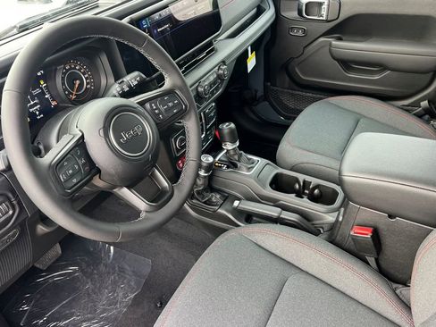 New 2026 Jeep Wrangler Unlimited Rubicon w/ Safety Group image 10