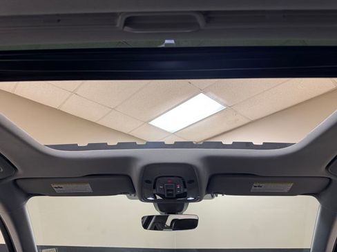 Used 2022 Audi A4 2.0T Premium w/ Convenience Package image 19