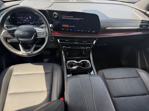 Used 2025 Chevrolet Traverse Z71 AWD/4WD image 11