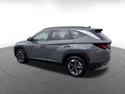 Used 2025 Hyundai Tucson SEL FWD image 10