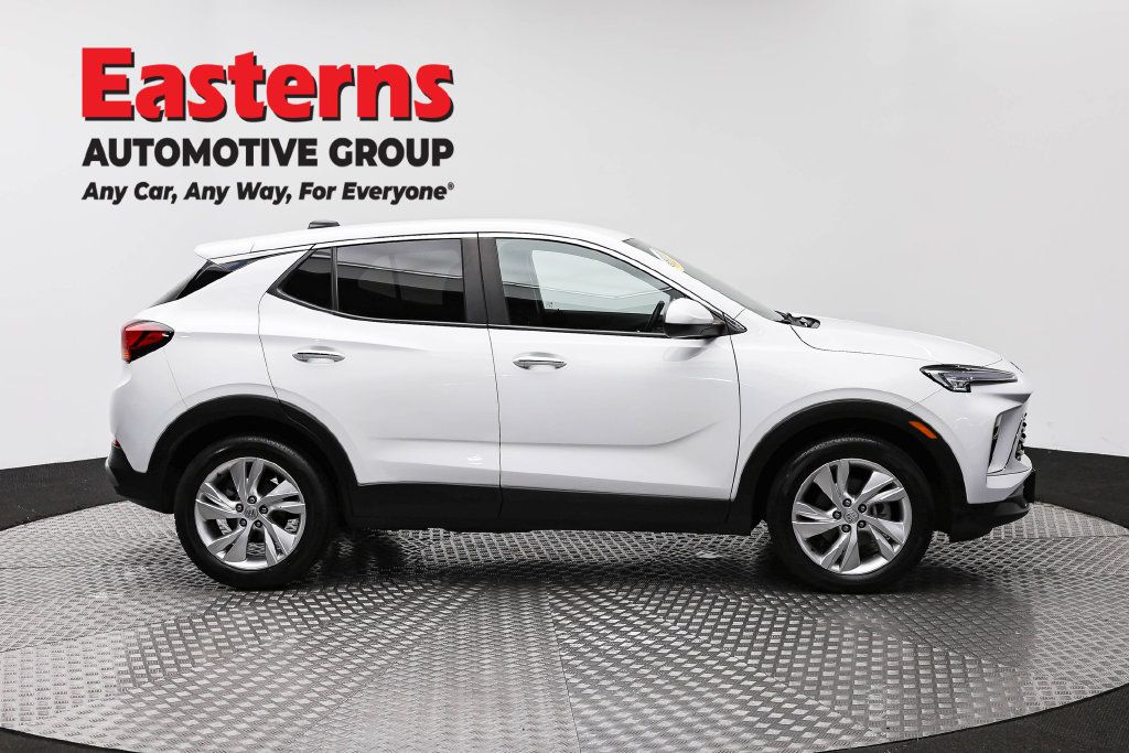 Used 2024 Buick Encore GX Preferred FWD image 4