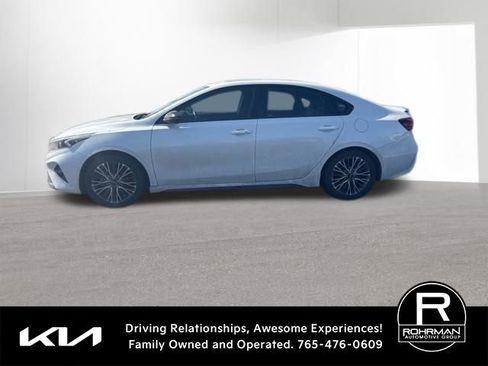 Used 2022 Kia Forte GT-Line w/ GT-Line Premium Package image 2