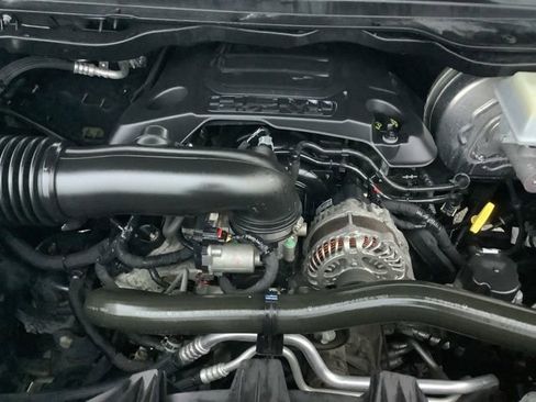 Used 2019 RAM 1500 Laramie image 15