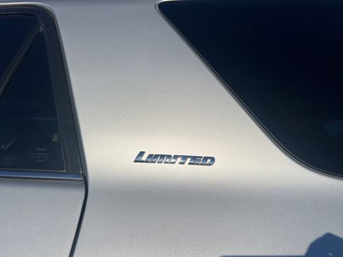 Used 2020 Toyota 4Runner Limited image 7