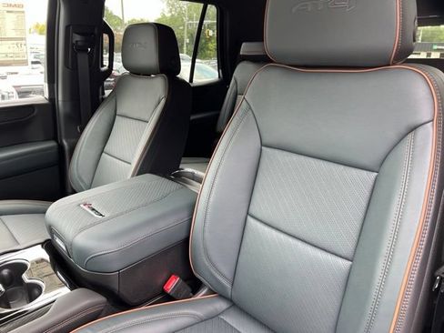 New 2026 GMC Yukon AT4 w/ AT4 Premium Package AWD/4WD image 27