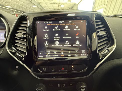 Used 2022 Jeep Cherokee Limited w/ Elite Package AWD/4WD image 31