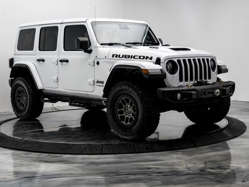 Used 2022 Jeep Wrangler Unlimited Rubicon w/ Xtreme Recon 35" Tire Package image 21