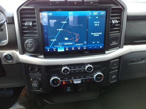 Used 2023 Ford F150 XLT w/ Equipment Group 302A High image 12