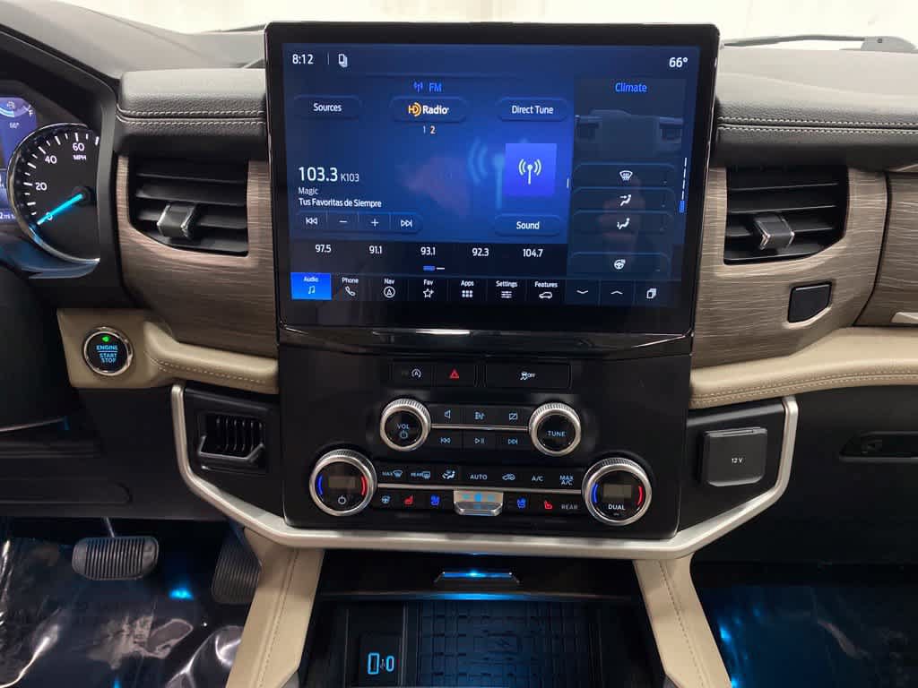 Used 2024 Ford Expedition Limited AWD/4WD image 23