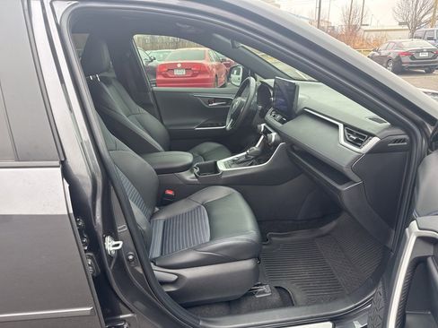 Used 2024 Toyota RAV4 XSE image 33