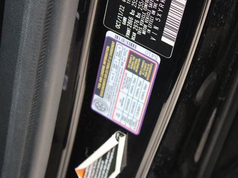 Used 2022 Kia Sorento SX image 34