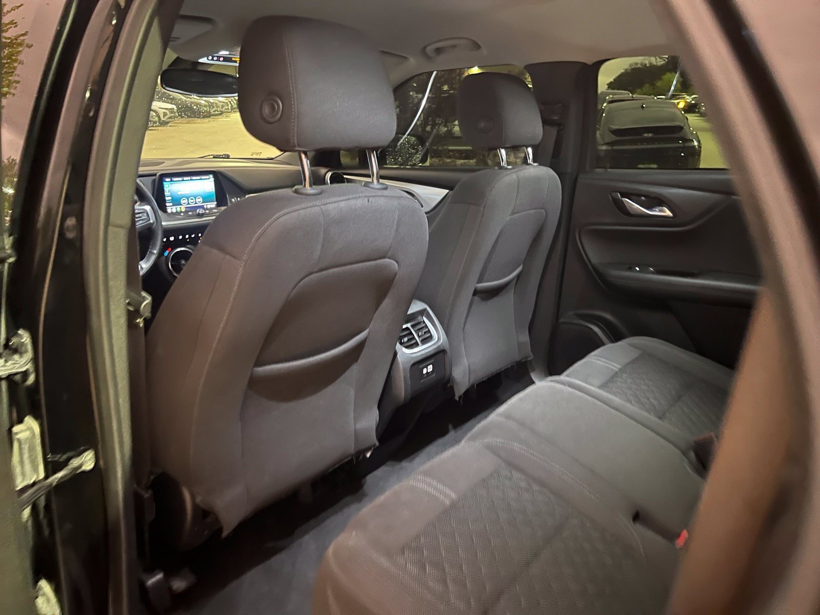 Used 2019 Chevrolet Blazer LT FWD image 17