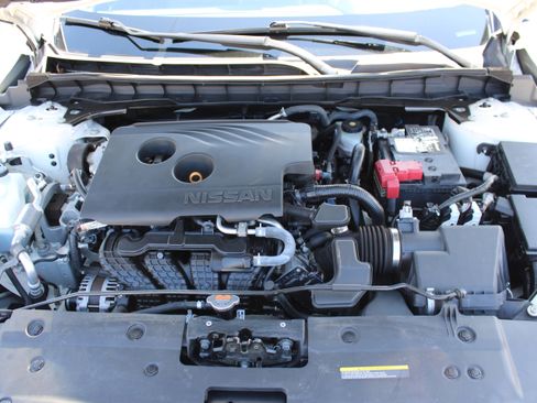 Used 2019 Nissan Altima 2.5 Platinum image 34