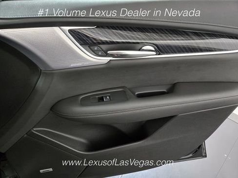 Used 2024 Cadillac XT6 Premium Luxury w/ Technology Package FWD image 26