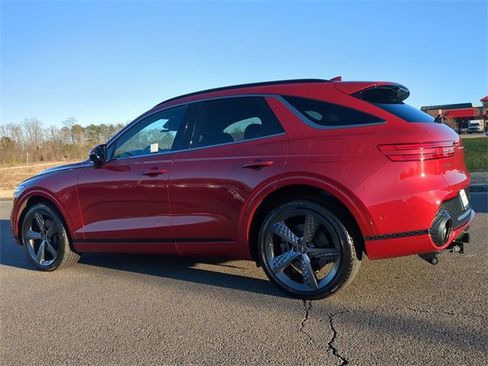 Used 2022 Genesis GV70 3.5T Sport w/ Sport Prestige Package image 6