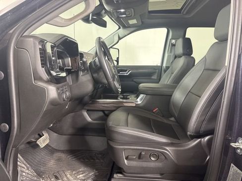 Used 2024 Chevrolet Silverado 3500 LTZ w/ LTZ Plus Package image 11