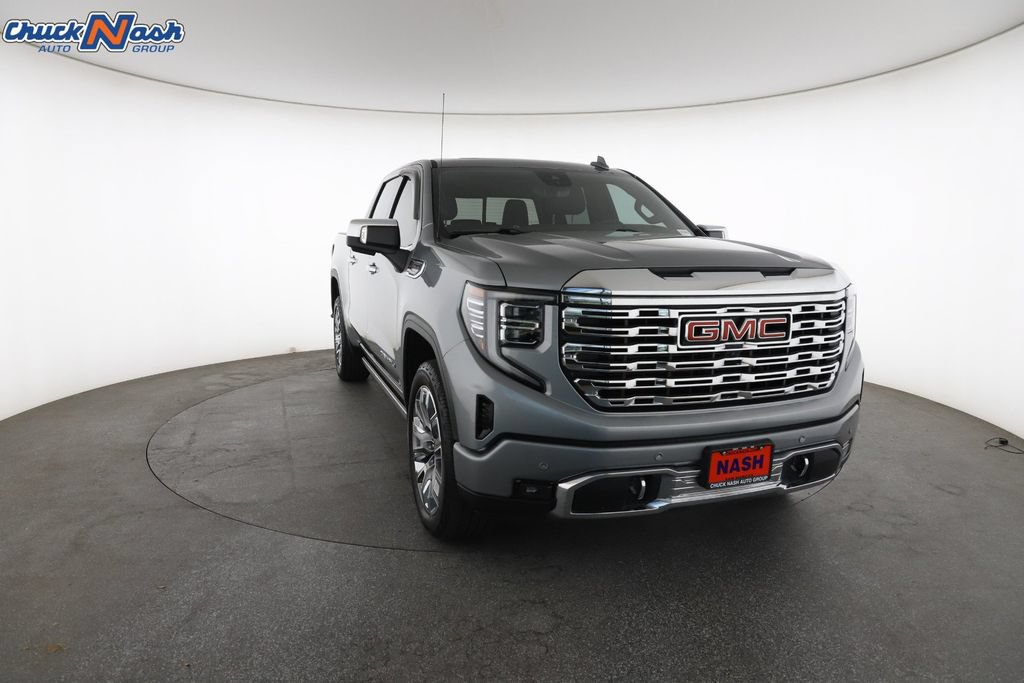 Used 2024 GMC Sierra 1500 Denali w/ Denali Reserve Package AWD/4WD image 3