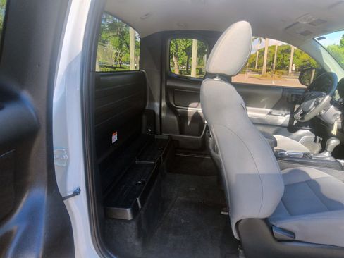 Used 2019 Toyota Tacoma SR RWD image 27
