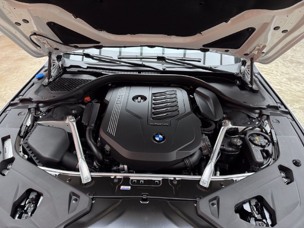 Used 2026 BMW 840i xDrive w/ M Sport Professional Package AWD/4WD image 29