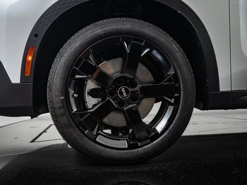 Certified 2025 MINI Cooper Countryman S image 13