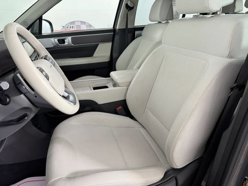 Used 2024 Hyundai Santa Fe SE AWD/4WD image 30