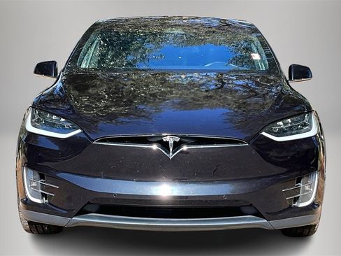 Used 2017 Tesla Model X 90D image 3
