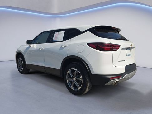 Used 2025 Chevrolet Blazer LT AWD/4WD image 3