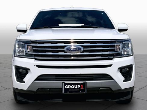 Used 2019 Ford Expedition XLT RWD image 3