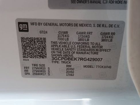Certified 2024 Chevrolet Silverado 1500 Custom AWD/4WD image 40