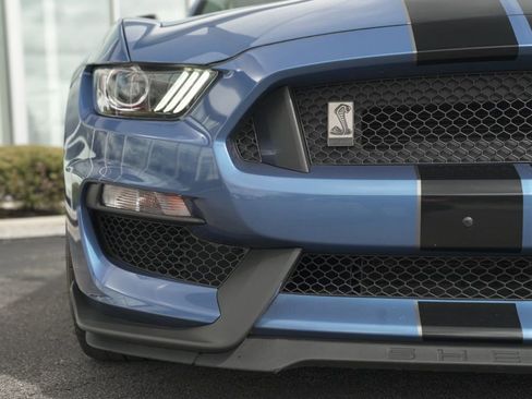 Used 2020 Ford Mustang Shelby GT350 w/ Technology Package image 29