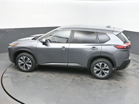 Certified 2023 Nissan Rogue SV image 33