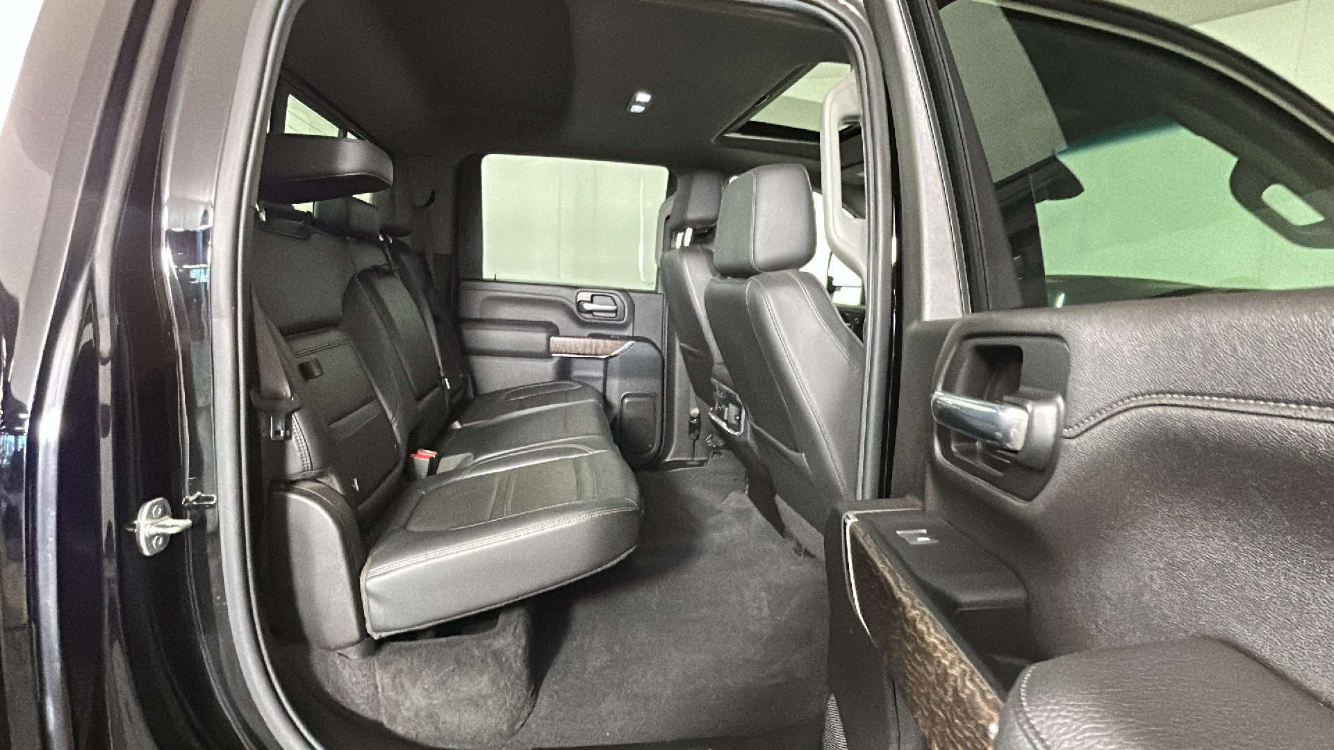Used 2022 GMC Sierra 2500 Denali AWD/4WD image 36